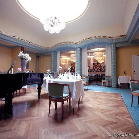 فندق Hotel Randers 4*